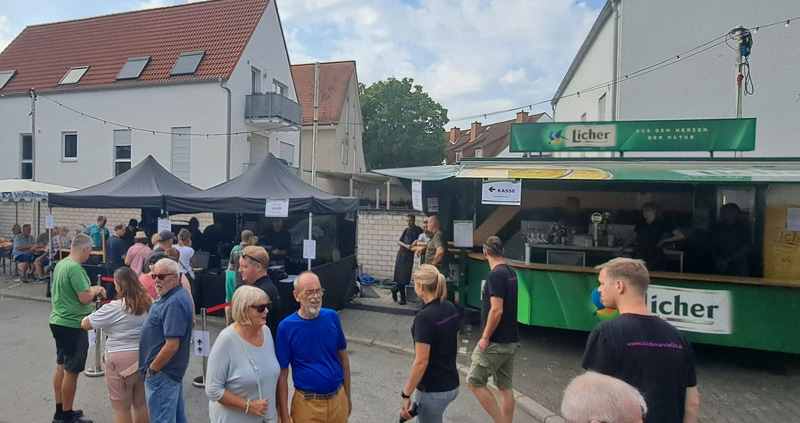 Bischemer Kerb uff de Gass – Ratsstubbe Leberknedel, e Mol widder de Renner uff de Kerb